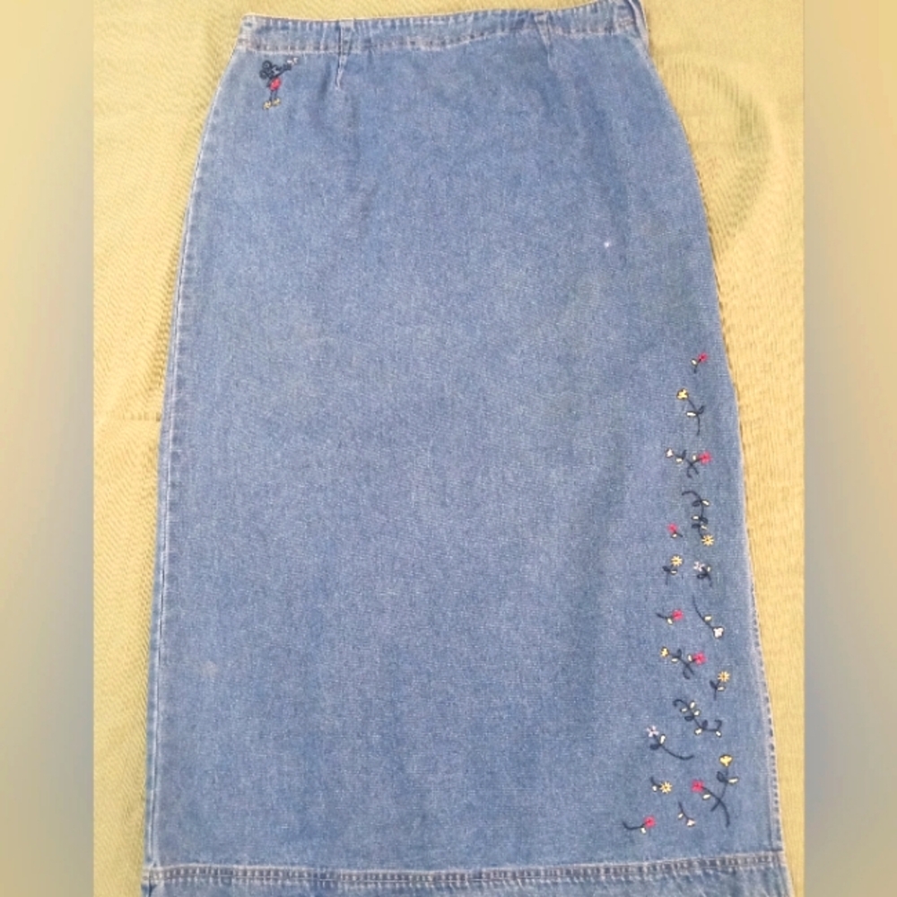 Disney Mickey Mouse Embroidered Denim Skirt